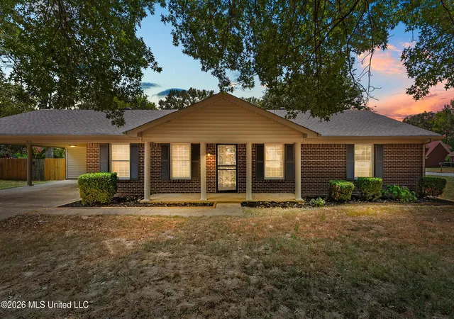 Photo 1 of Single family home for sale at 3855 Hilltop Dr, Horn Lake, MS 38637 | MLS# 4161445 | Listing updated on 2026-09-04