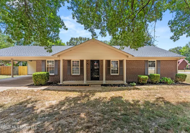 Photo 2 of Single family home for sale at 3855 Hilltop Dr, Horn Lake, MS 38637 | MLS# 4161445 | Listing updated on 2026-09-04
