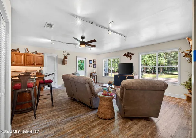 Photo 4 of Sale Pending at 2005 Lauban Ln, Gautier, MS 39553 | MLS# 4161481 | Listing updated on 2026-09-11