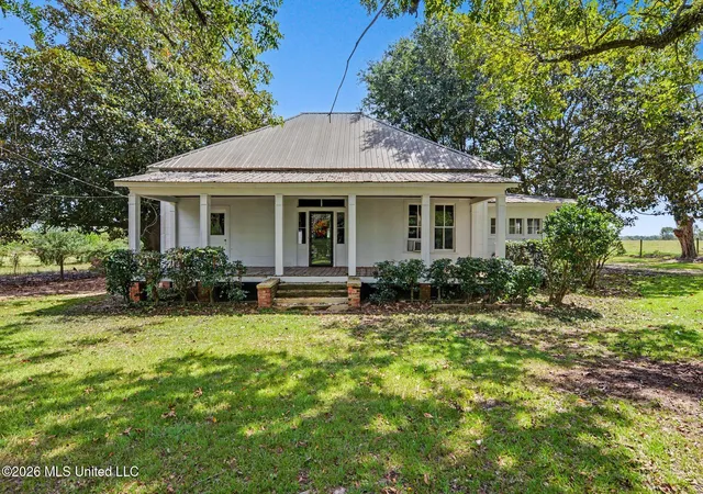 Photo 1 of Single family home for sale at 2126 Mill St Ext, Lucedale, MS 39452 | MLS# 4161475 | Listing updated on 2026-09-04