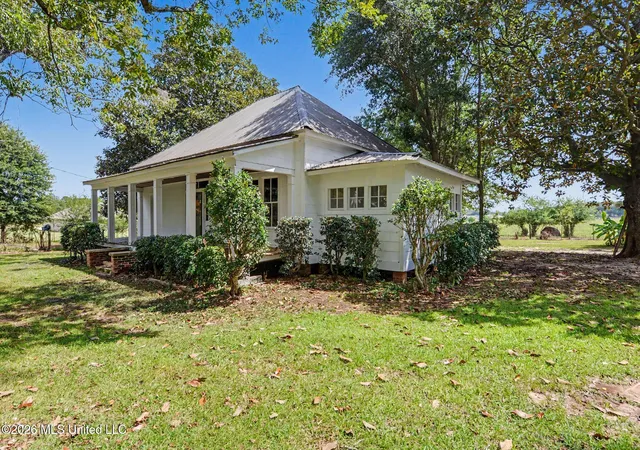 Photo 2 of Single family home for sale at 2126 Mill St Ext, Lucedale, MS 39452 | MLS# 4161475 | Listing updated on 2026-09-04