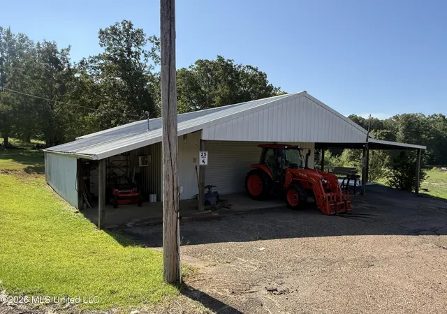 Photo 3 of Sale Pending at 7626 Attala Rd 5216, Kosciusko, MS 39090 | MLS# 4161456 | Listing updated on 2026-09-09