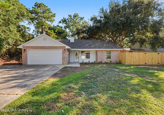 Photo 1 of Sale Pending at 616 Plum St, Ocean Springs, MS 39564 | MLS# 4161463 | Listing updated on 2026-09-12
