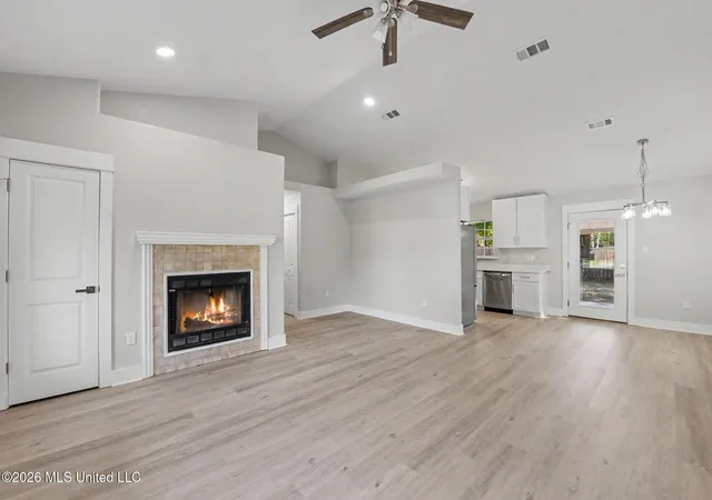 Photo 3 of Sale Pending at 616 Plum St, Ocean Springs, MS 39564 | MLS# 4161463 | Listing updated on 2026-09-12