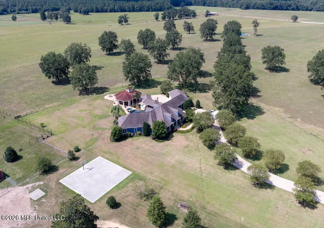 Photo 2 of Single family home for sale at 164 Lott Cemetary Rd, Perkinston, MS 39573 | MLS# 4161489 | Listing updated on 2026-09-04