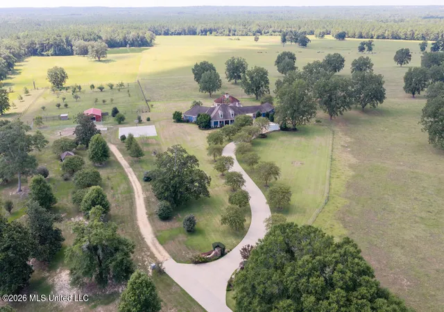 Photo 3 of Single family home for sale at 164 Lott Cemetary Rd, Perkinston, MS 39573 | MLS# 4161489 | Listing updated on 2026-09-04