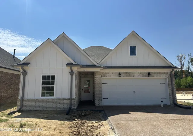 Single family home for sale at 243 Flower Garden Dr, Southaven, MS 38671 | MLS# 4161506 | Listing updated on 2026-09-08