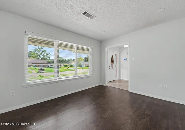 Photo 3 of Single family home for sale at 15290 N Parkwood Dr, Gulfport, MS 39503 | MLS# 4161541 | Listing updated on 2026-09-09