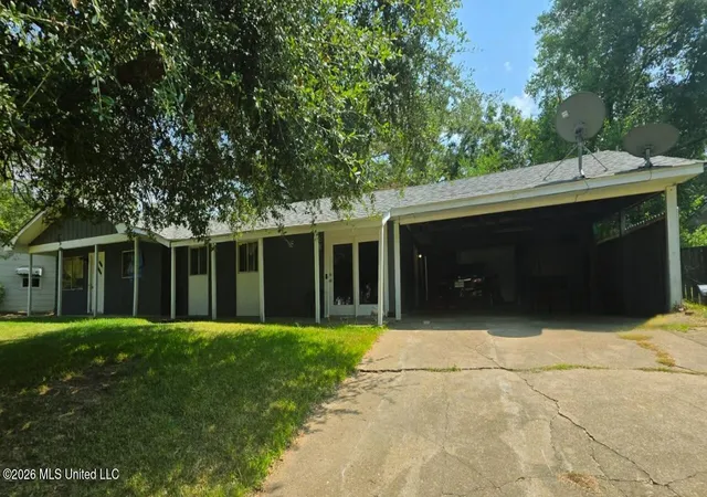 Photo 1 of Single family home for sale at 1009 Branch St, Jackson, MS 39212 | MLS# 4161552 | Listing updated on 2026-09-15
