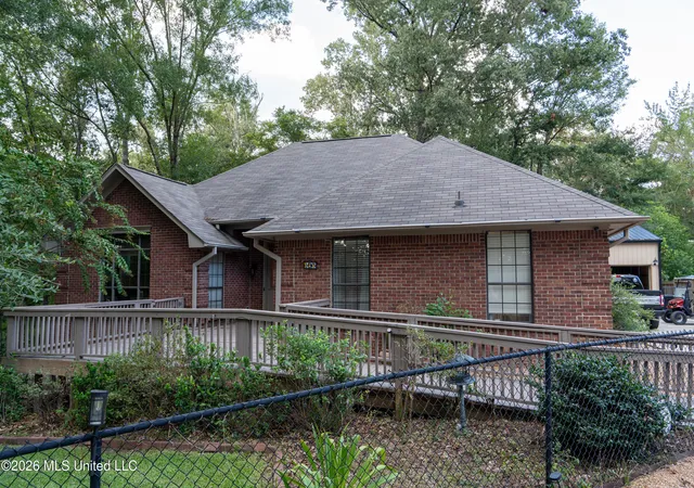 Photo 2 of Single family home for sale at 197 Lorman Ln, Madison, MS 39110 | MLS# 4161528 | Listing updated on 2026-09-05