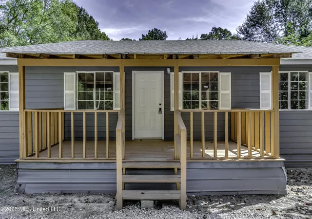 Photo 1 of Single family home for sale at 122 Hull Dr, Magee, MS 39111 | MLS# 4161561 | Listing updated on 2026-10-16
