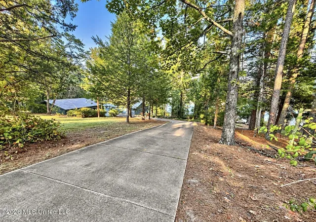 Photo 3 of Single family home for sale at 318 Lake Shore Dr, Ashland, MS 38603 | MLS# 4161583 | Listing updated on 2026-09-21