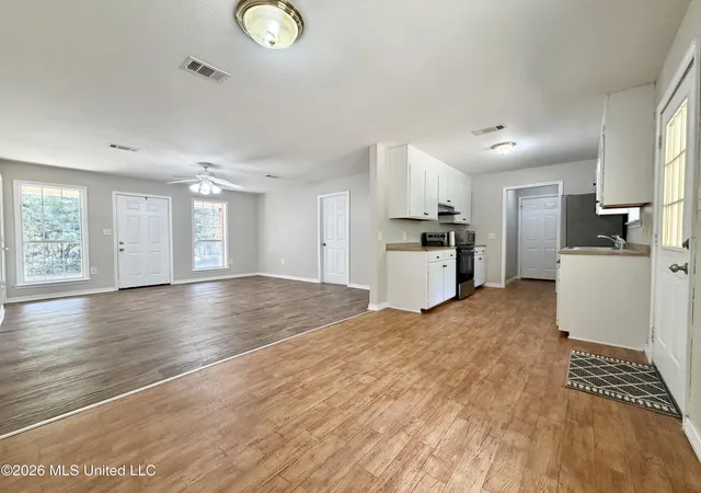 Photo 3 of Sale Pending at 22202 N Ms 63, Leakesville, MS 39451 | MLS# 4161715 | Listing updated on 2026-09-15