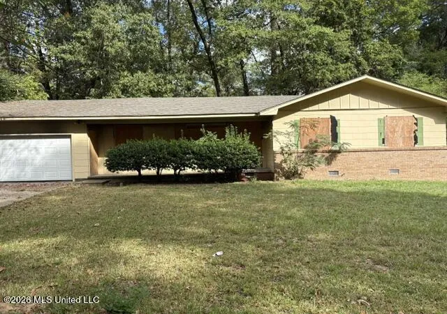 Photo 1 of Single family home for sale at 1946 Catalina Dr, Jackson, MS 39204 | MLS# 4161566 | Listing updated on 2026-10-03