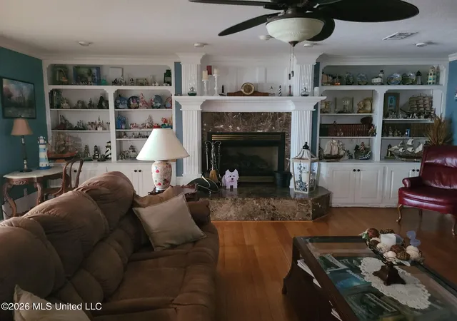 Photo 3 of Sale Pending at 2330 N Country Clb Ln, Biloxi, MS 39532 | MLS# 4161584 | Listing updated on 2026-10-15