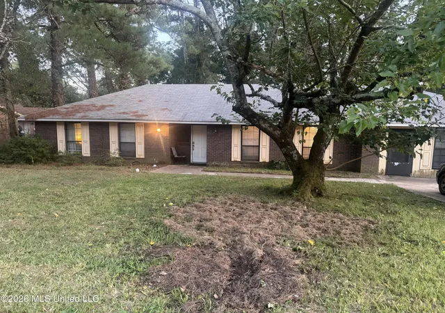 Photo 1 of Single family home for sale at 1309 Canterbury, Jackson, MS 39212 | MLS# 4161955 | Listing updated on 2026-09-10