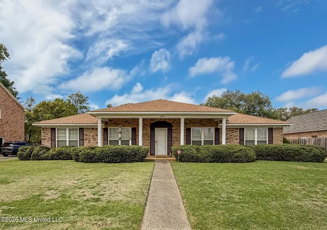 Single family home for sale at 1301 Heidenheim St, Pascagoula, MS 39581 | MLS# 4161615