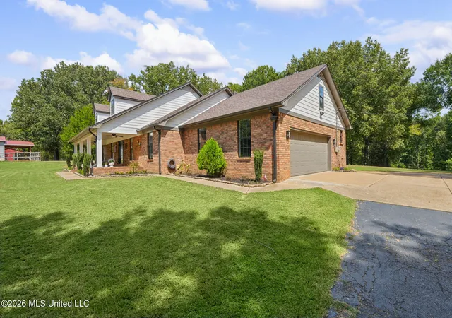 Photo 3 of Single family home for sale at 1582 Tulane Rd, Nesbit, MS 38651 | MLS# 4161624 | Listing updated on 2026-09-13
