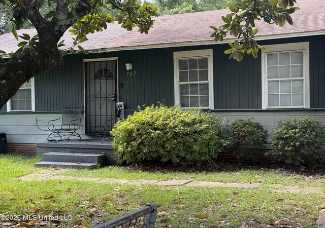 Single family home for sale at 707 Hillmont Dr, Jackson, MS 39209 | MLS# 4161641