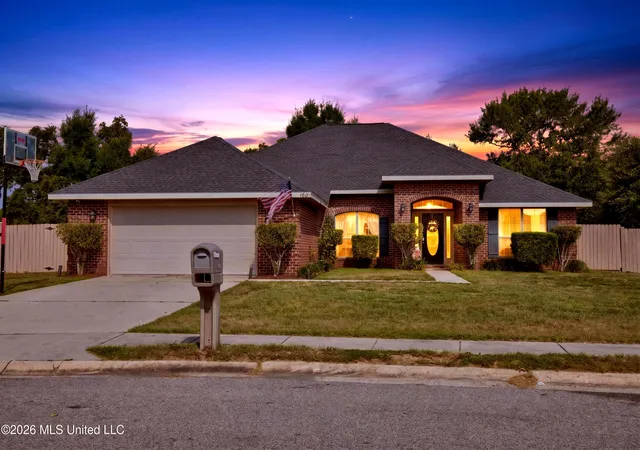 Photo 2 of Single family home for sale at 160 Saltmeadow Cir, Ocean Springs, MS 39564 | MLS# 4161644 | Listing updated on 2026-09-11