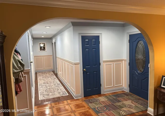 Photo 3 of Single family home for sale at 915 Grant Ave, Pascagoula, MS 39567 | MLS# 4161712 | Listing updated on 2026-09-13