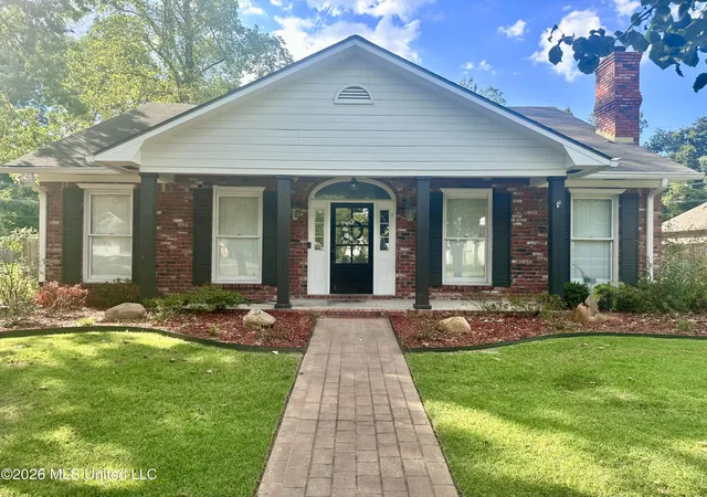 Photo 1 of Single family home for sale at 806 Lindberg Ave, Natchez, MS 39120 | MLS# 4161775 | Listing updated on 2026-09-08