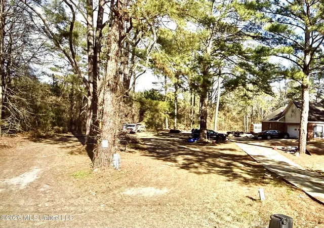 Photo 3 of Land for sale at 0 Forest Hl Rd, Jackson, MS 39209 | MLS# 4161732 | Listing updated on 2026-09-08