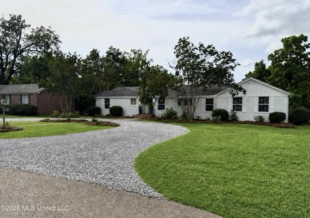 Photo 34 of Single family home for sale at 403 E Harding Ave, Greenwood, MS 38930 | MLS# 4161701 | Listing updated on 2026-09-08