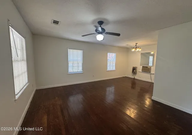 Photo 3 of Single family home for sale at 232 Mitchell Ave, Jackson, MS 39216 | MLS# 4161759 | Listing updated on 2026-09-10