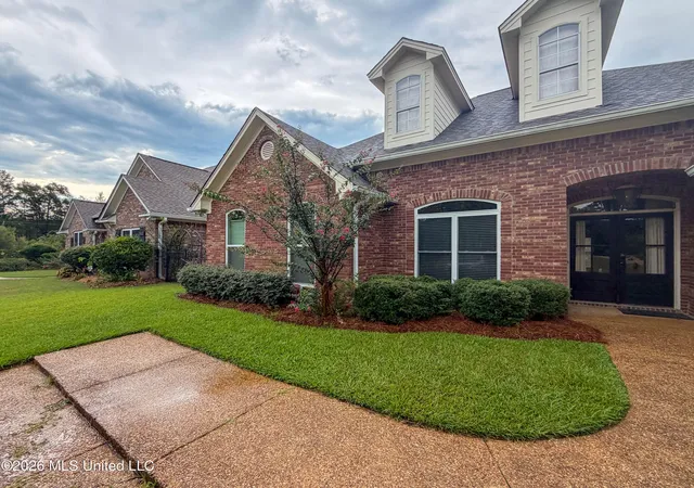 Photo 2 of Single family home for sale at 137 Vineyard Blvd, Brandon, MS 39047 | MLS# 4161700 | Listing updated on 2026-09-07