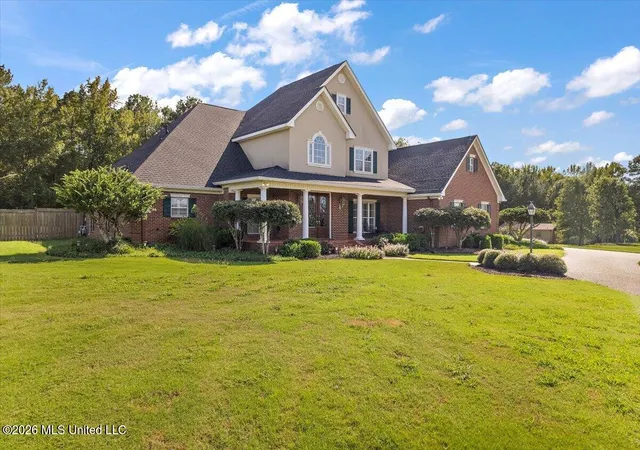 Photo 1 of Single family home for sale at 216 Deer Run, Jackson, MS 39209 | MLS# 4161739 | Listing updated on 2026-10-11