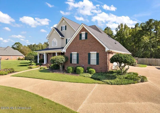 Photo 2 of Single family home for sale at 216 Deer Run, Jackson, MS 39209 | MLS# 4161739 | Listing updated on 2026-10-11