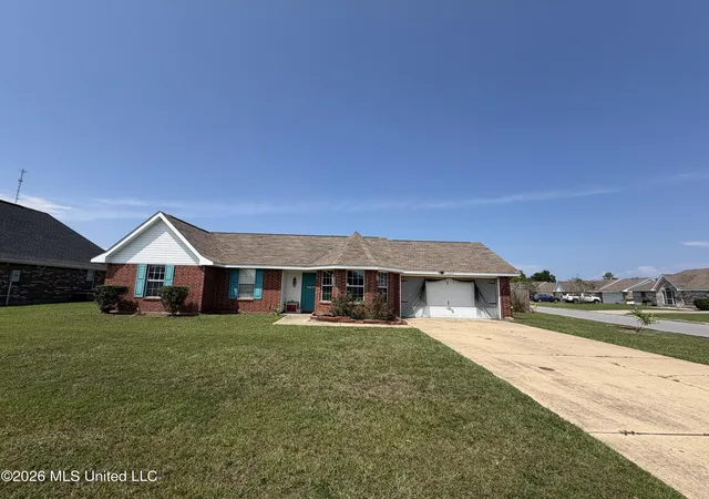 Photo 1 of Single family home for sale at 2201 Irma Cir, Ocean Springs, MS 39564 | MLS# 4161730 | Listing updated on 2026-09-16