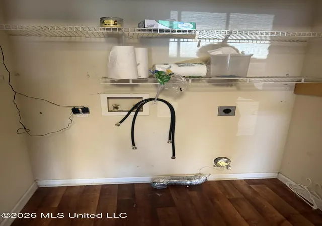 Photo 4 of Single family home for sale at 2201 Irma Cir, Ocean Springs, MS 39564 | MLS# 4161730 | Listing updated on 2026-09-16