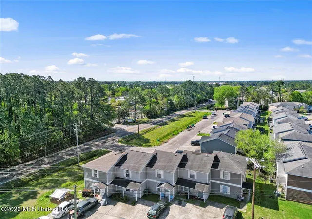 Photo 19 of Townhouse for sale at 14859 Angela Dr, Gulfport, MS 39503 | MLS# 4161724 | Listing updated on 2026-10-14