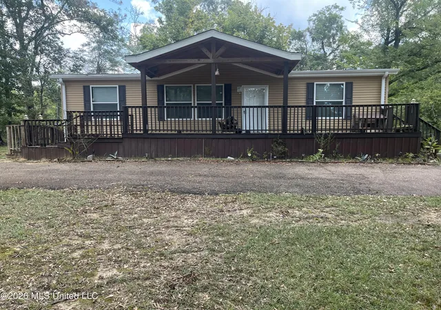 Photo 2 of Single family home for sale at 106 East St, Edwards, MS 39066 | MLS# 4161765 | Listing updated on 2026-09-11