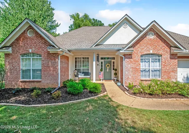 Photo 2 of Single family home for sale at 104 Middle Fld Dr, Canton, MS 39046 | MLS# 4161743 | Listing updated on 2026-09-14