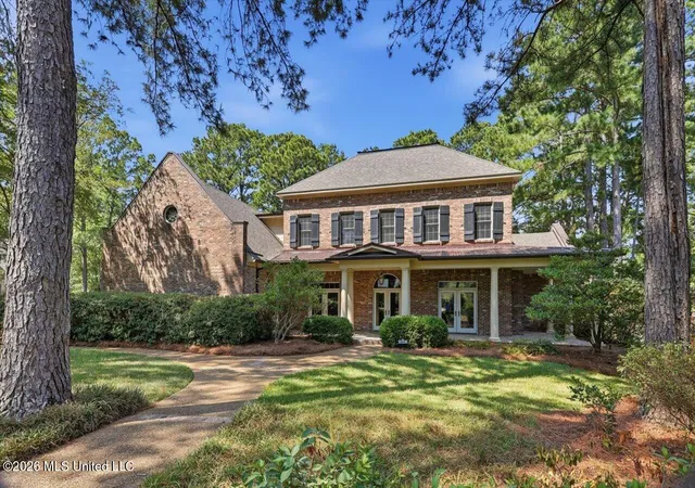 Photo 1 of Single family home for sale at 415 Pembrooke Dr, Madison, MS 39110 | MLS# 4161808 | Listing updated on 2026-09-09