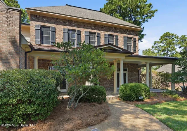 Photo 3 of Single family home for sale at 415 Pembrooke Dr, Madison, MS 39110 | MLS# 4161808 | Listing updated on 2026-09-09