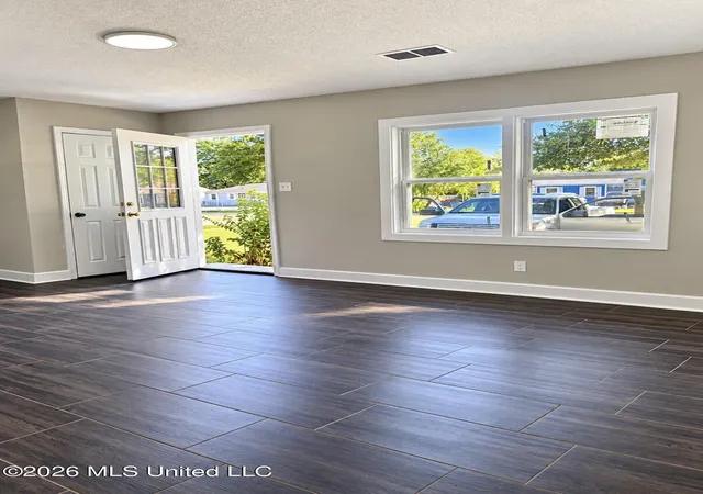 Photo 2 of Single family home for sale at 204 Perry Dr, Lyon, MS 38645 | MLS# 4161795 | Listing updated on 2026-09-12