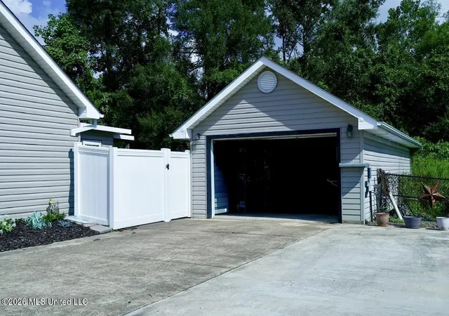 Photo 2 of Sale Pending at 687 Maryland Ave, Tylertown, MS 39667 | MLS# 4161861 | Listing updated on 2026-09-14