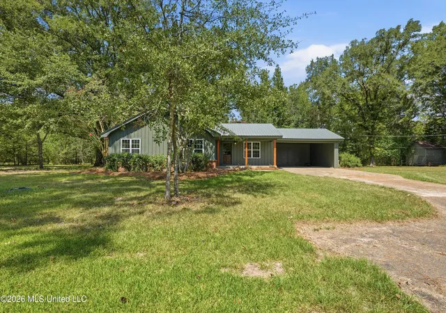 Photo 3 of Single family home for sale at 9411 Mississippi 43, Kosciusko, MS 39090 | MLS# 4162242 | Listing updated on 2026-09-11