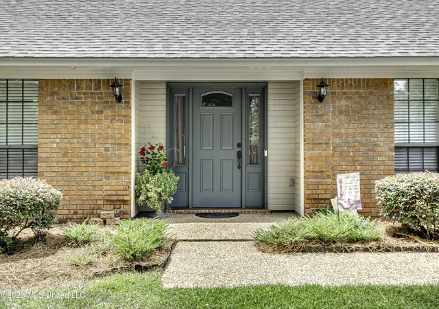 Photo 2 of Single family home for sale at 602 Bay Park Dr, Brandon, MS 39047 | MLS# 4161790 | Listing updated on 2026-09-08