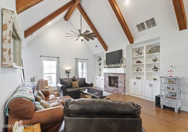 Photo 4 of Single family home for sale at 3256 Grayson Crk Dr, Southaven, MS 38672 | MLS# 4161793 | Listing updated on 2026-09-17