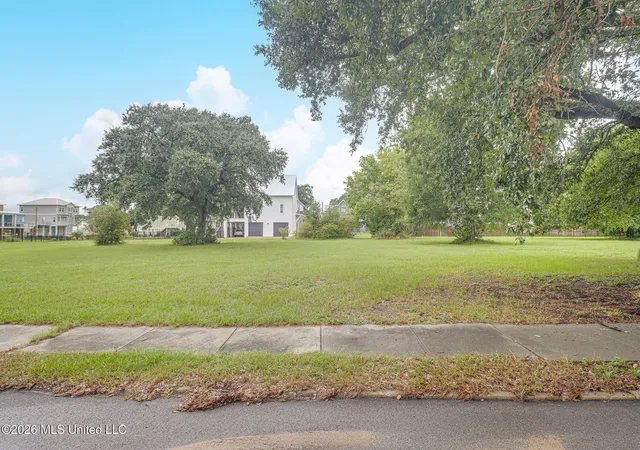 Photo 3 of Sale Pending at 129 Saint Charles Ave, Biloxi, MS 39530 | MLS# 4162268 | Listing updated on 2026-09-16