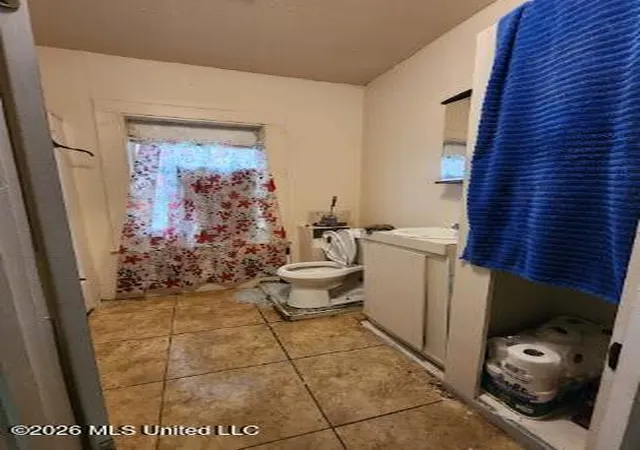 Photo 3 of Single family home for sale at 715 Erie St, Jackson, MS 39203 | MLS# 4161821 | Listing updated on 2026-09-09