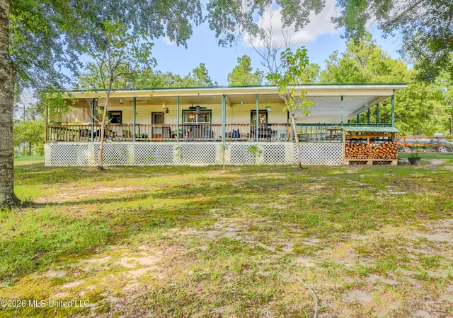 Photo 1 of Single family home for sale at 213 Sand Spring Loop, Leakesville, MS 39451 | MLS# 4162151 | Listing updated on 2026-09-18