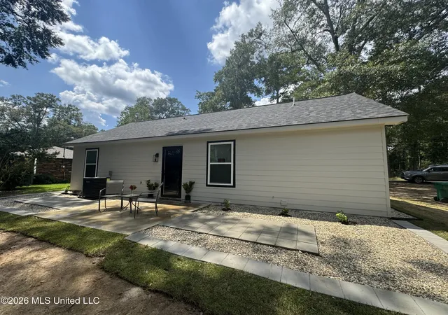 Photo 3 of Single family home for sale at 905 8th Street, Mc Comb, MS 39648 | MLS# 4161831 | Listing updated on 2026-09-11