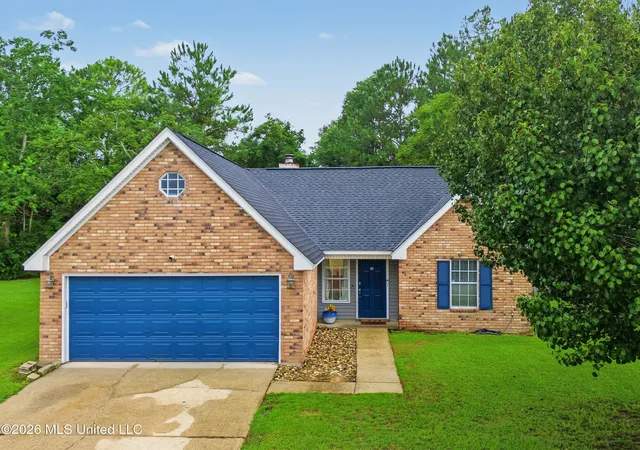 Photo 1 of Sale Pending at 25 Heather Ln, Gulfport, MS 39503 | MLS# 4162068 | Listing updated on 2026-09-13