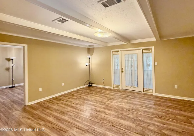 Photo 4 of Single family home for sale at 1931 Loyd Cir, Pearl, MS 39208 | MLS# 4161906 | Listing updated on 2026-10-18